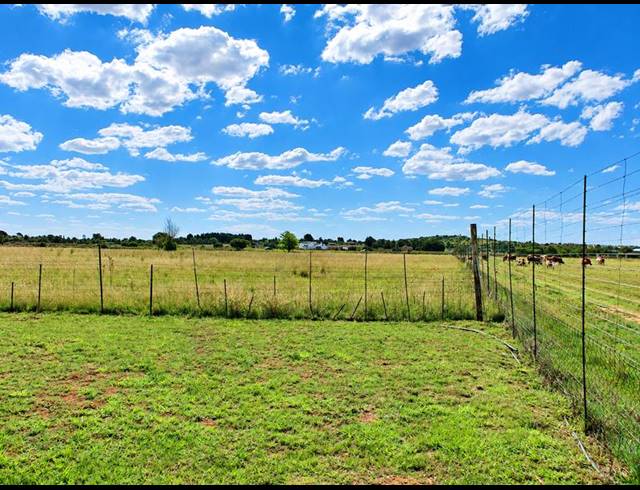 LAND FOR SALE IN GROENVLEI